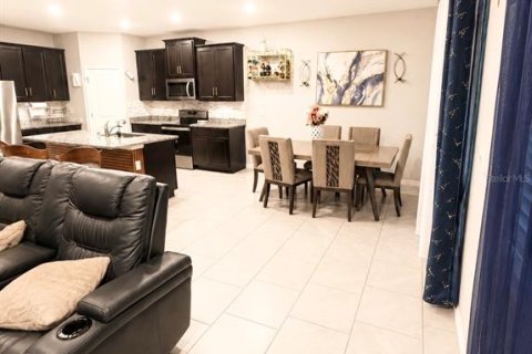 Casa en venta en Plant City, Florida, 4 dormitorios, 254.37 m2 № 2216133 - foto 7