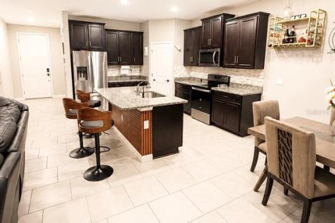 Casa en venta en Plant City, Florida, 4 dormitorios, 254.37 m2 № 2216133 - foto 6