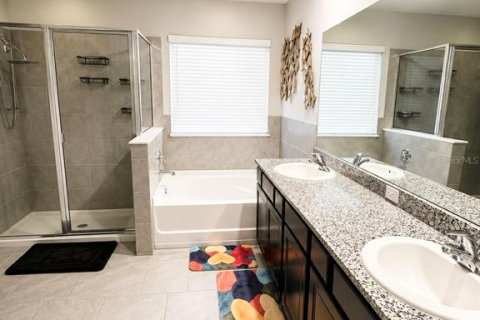 Casa en venta en Plant City, Florida, 4 dormitorios, 254.37 m2 № 2216133 - foto 9
