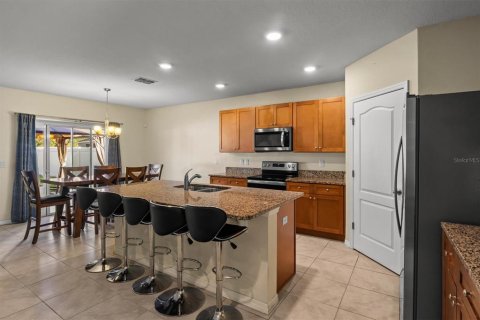 Casa en venta en Mulberry, Florida, 5 dormitorios, 201.41 m2 № 2234423 - foto 7