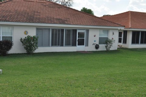 House in Winter Haven, Florida 3 bedrooms, 160.72 sq.m. № 1057228 - photo 16