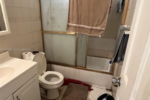 Villa ou maison à vendre à Miami, Floride: 3 chambres, 85.47 m2 № 2065847 - photo 7