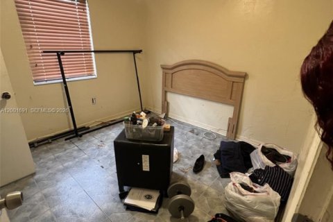 Villa ou maison à vendre à Miami, Floride: 3 chambres, 85.47 m2 № 2065847 - photo 21