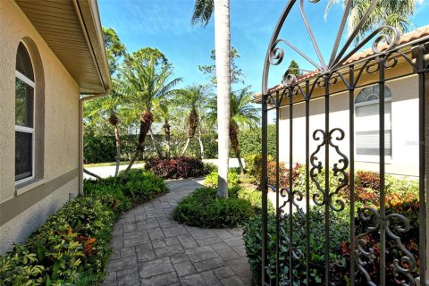 House in Sarasota, Florida 2 bedrooms, 140.56 sq.m. № 1723723 - photo 6