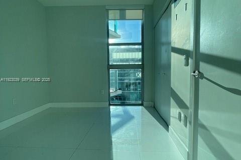 Copropriété à louer à Miami, Floride: 2 chambres, 84.54 m2 № 1976781 - photo 16