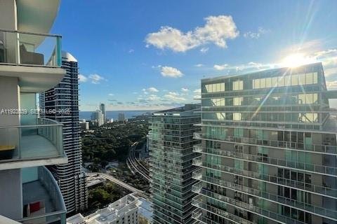 Copropriété à louer à Miami, Floride: 2 chambres, 84.54 m2 № 1976781 - photo 4