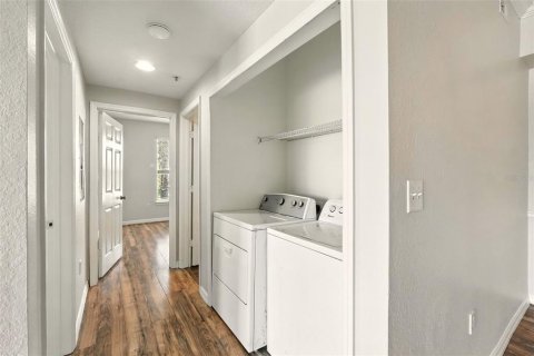 Condo in Orlando, Florida, 3 bedrooms  № 1829426 - photo 25