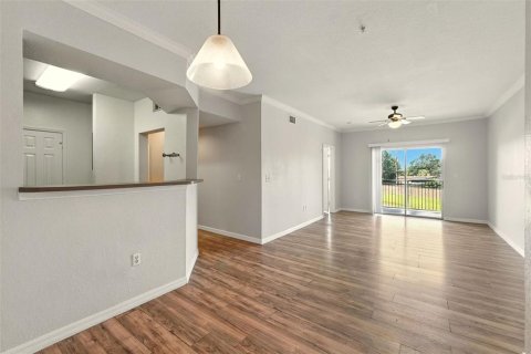 Condo in Orlando, Florida, 3 bedrooms  № 1829426 - photo 16