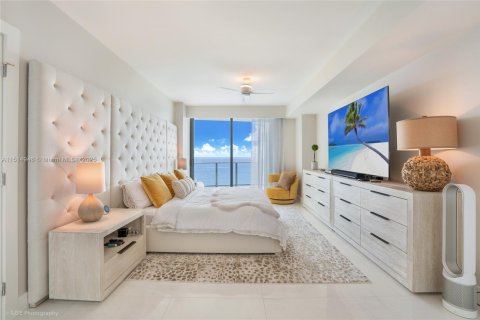 Condominio en venta en Pompano Beach, Florida, 7 dormitorios, 578.32 m2 № 1977988 - foto 15