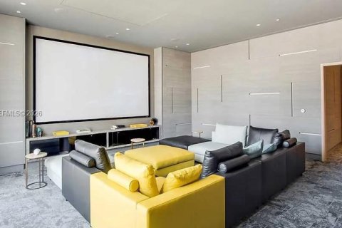 Condo in Miami, Florida, 1 bedroom  № 2040573 - photo 3