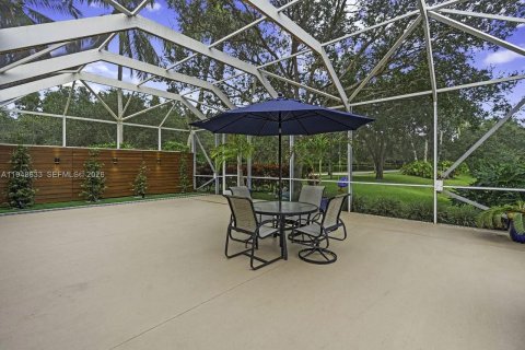 House in West Palm Beach, Florida 4 bedrooms, 193.61 sq.m. № 2004523 - photo 23