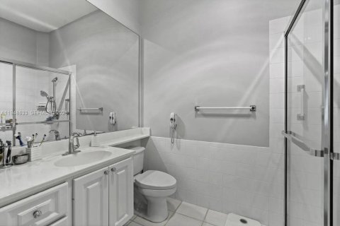 House in West Palm Beach, Florida 4 bedrooms, 193.61 sq.m. № 2004523 - photo 16