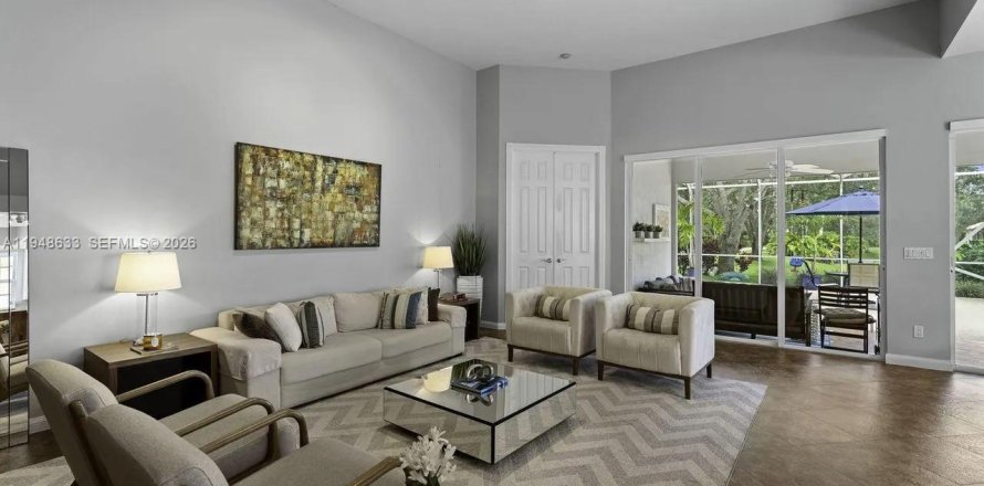 House in West Palm Beach, Florida 4 bedrooms, 193.61 sq.m. № 2004523