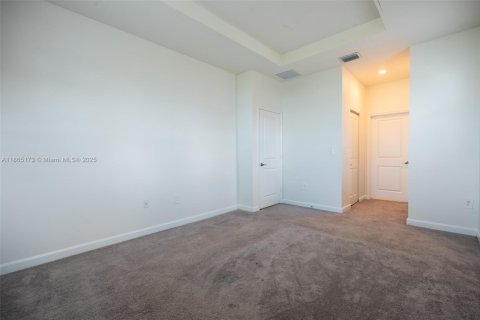 Снять в аренду таунхаус в Хомстед, Флорида 4 спальни, 169.08м2, № 1963471 - фото 21