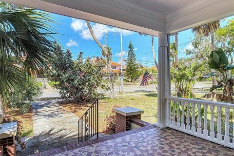 Commercial property in Daytona Beach, Florida 248.23 sq.m. № 1724840 - photo 15