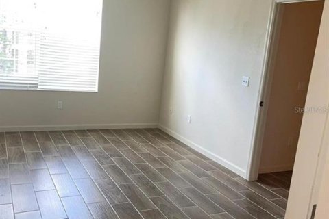 Copropriété à louer à Kissimmee, Floride: 3 chambres, 138.89 m2 № 2388147 - photo 10