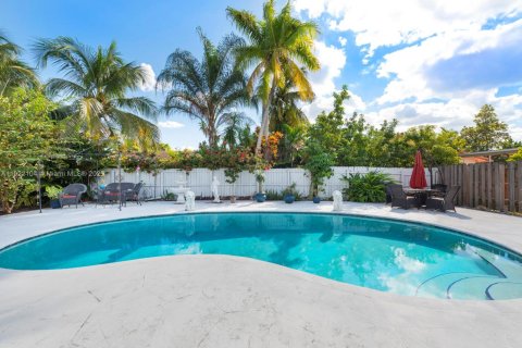 Villa ou maison à vendre à Miami, Floride: 4 chambres, 194.91 m2 № 1976029 - photo 23