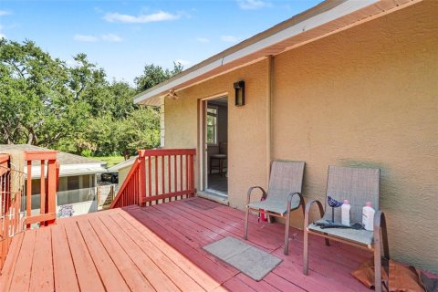 House in Saint Petersburg, Florida 3 bedrooms, 275.36 sq.m. № 2393399 - photo 22