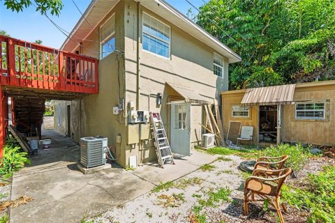 House in Saint Petersburg, Florida 3 bedrooms, 275.36 sq.m. № 2393399 - photo 24