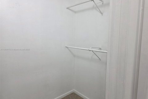 Copropriété à louer à Homestead, Floride: 3 chambres, 111.02 m2 № 1966354 - photo 7