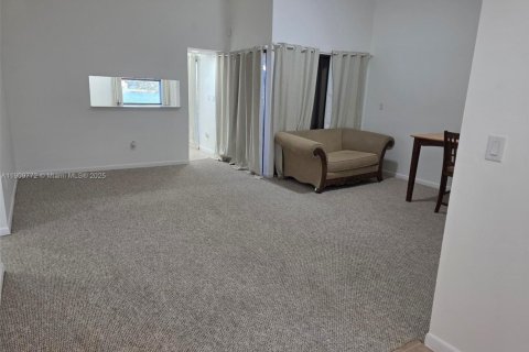 Copropriété à louer à Homestead, Floride: 3 chambres, 111.02 m2 № 1966354 - photo 11