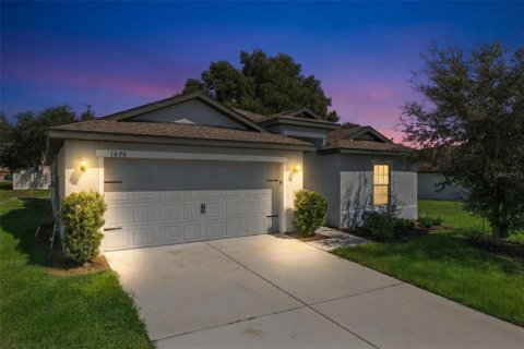 Casa en Mascotte, Florida 5 dormitorios, 180.6 m2 № 2379177