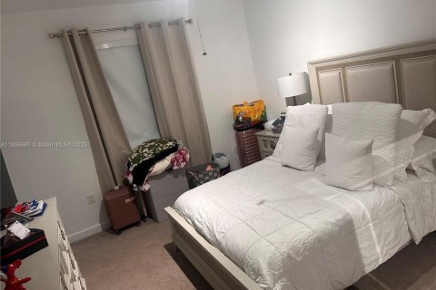 Купить таунхаус в Хайалиа, Флорида 2 спальни, 132.11м2, № 2081518 - фото 8