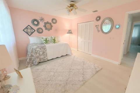 House in Ocala, Florida 2 bedrooms, 156.73 sq.m. № 1919585 - photo 18