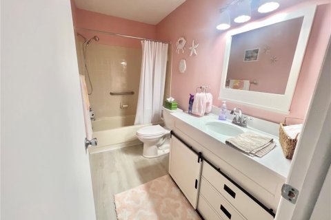 House in Ocala, Florida 2 bedrooms, 156.73 sq.m. № 1919585 - photo 19