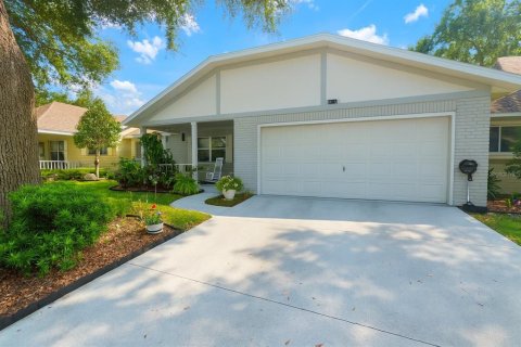 House in Ocala, Florida 2 bedrooms, 156.73 sq.m. № 1919585 - photo 2