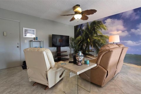 Condominio en venta en Fort Lauderdale, Florida, 1 dormitorio, 68.28 m2 № 2253269 - foto 14