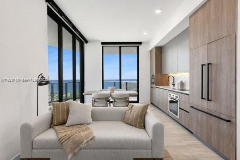 Снять в аренду кондоминиум в Майами-Бич, Флорида 3 спальни, № 1986770 - фото 11