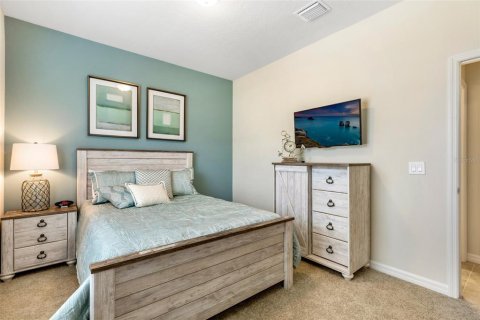 Adosado en venta en Kissimmee, Florida, 5 dormitorios, 210.42 m2 № 1614071 - foto 15