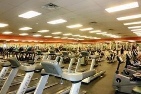 Condo in Pembroke Pines, Florida, 2 bedrooms  № 2390696 - photo 1