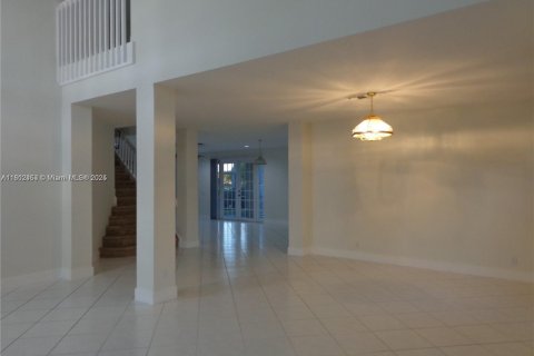 House in Weston, Florida 6 bedrooms, 361.76 sq.m. № 1770582 - photo 15