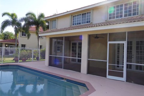 House in Weston, Florida 6 bedrooms, 361.76 sq.m. № 1770582 - photo 10