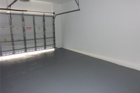 House in Weston, Florida 6 bedrooms, 361.76 sq.m. № 1770582 - photo 23