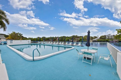 Condo in South Palm Beach, Florida, 1 bedroom № 2077500 - photo 20