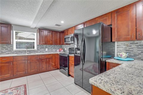 Villa ou maison à vendre à Orange Park, Floride: 4 chambres, 118.08 m2 № 1777390 - photo 20