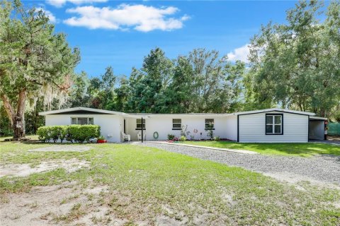 Villa ou maison à vendre à Orange Park, Floride: 4 chambres, 118.08 m2 № 1777390 - photo 1