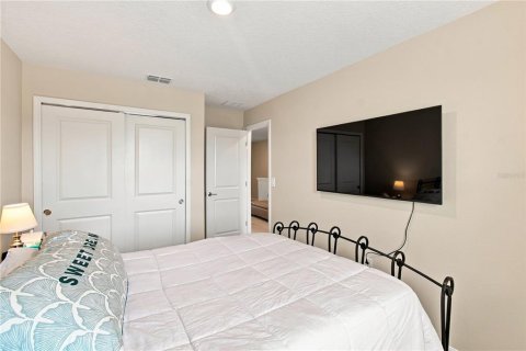 Townhouse in Kissimmee, Florida 3 bedrooms, 150.13 sq.m. № 2352337 - photo 28
