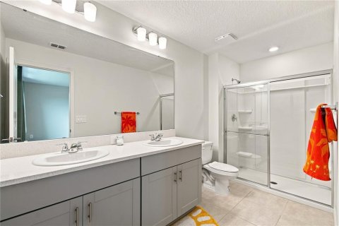 Townhouse in Kissimmee, Florida 3 bedrooms, 150.13 sq.m. № 2352337 - photo 22