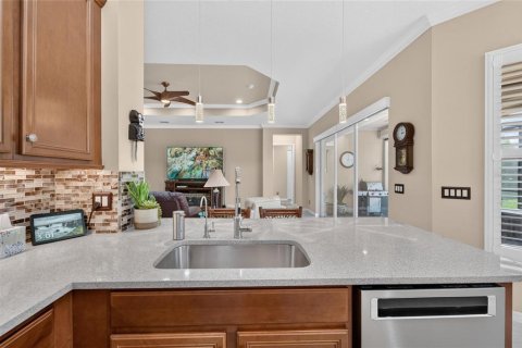Villa ou maison à vendre à Wimauma, Floride: 3 chambres, 252.97 m2 № 2431158 - photo 13