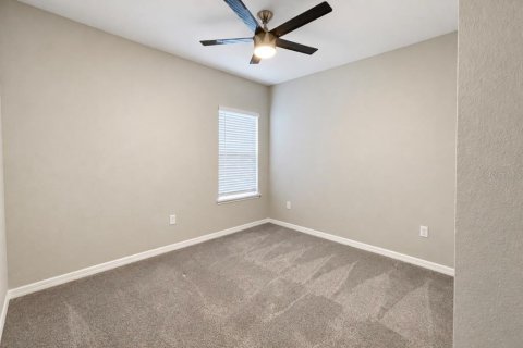 Villa ou maison à louer à Mulberry, Floride: 4 chambres, 181.81 m2 № 2405214 - photo 16