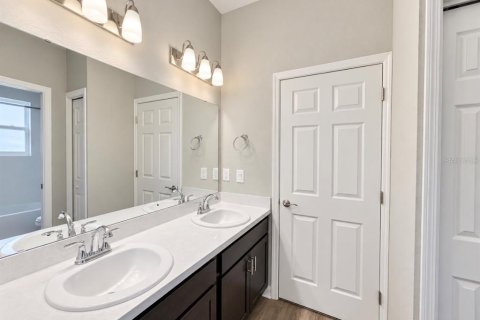 Villa ou maison à louer à Mulberry, Floride: 4 chambres, 181.81 m2 № 2405214 - photo 17
