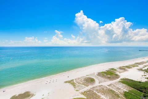 Condo in Pompano Beach, Florida, 3 bedrooms № 2175832 - photo 15