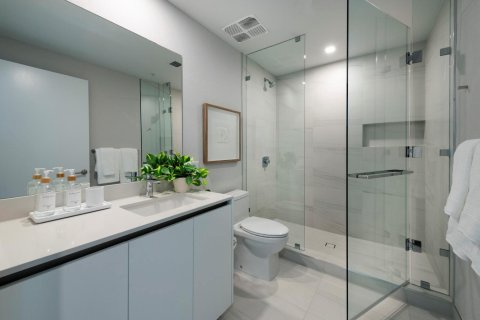 Condo in Pompano Beach, Florida, 3 bedrooms № 2175832 - photo 29