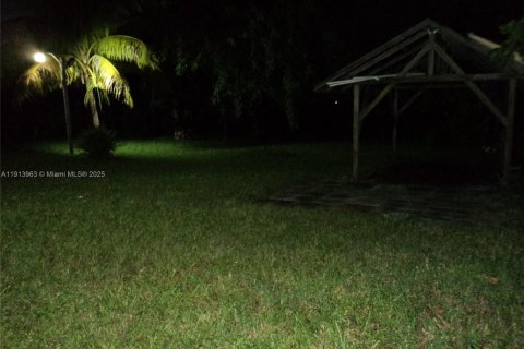 Villa ou maison à vendre à Hollywood, Floride: 3 chambres № 2015921 - photo 20