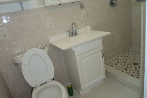 Villa ou maison à vendre à Hollywood, Floride: 3 chambres № 2015921 - photo 15