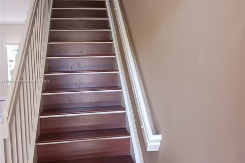 Townhouse in Homestead, Florida 2 bedrooms, 98.94 sq.m. № 1947660 - photo 2